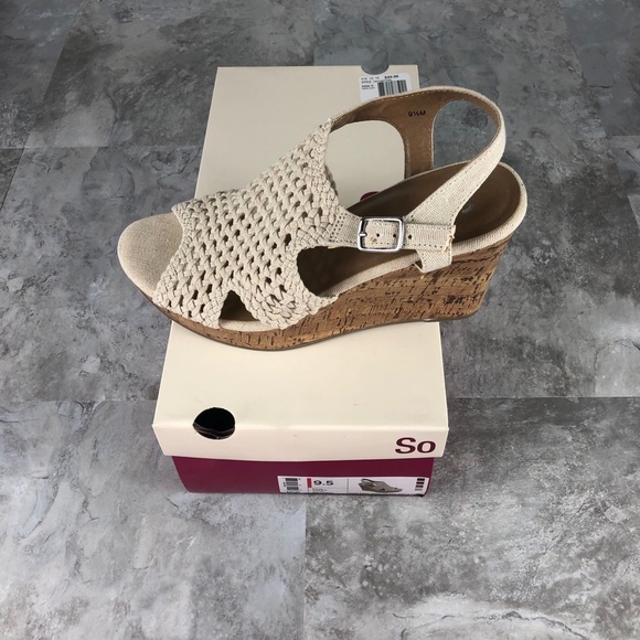SO TAFFY Taupe / Natural Woven Cut Out Slip On Platform Wedge Sandals - Picture 11 of 11